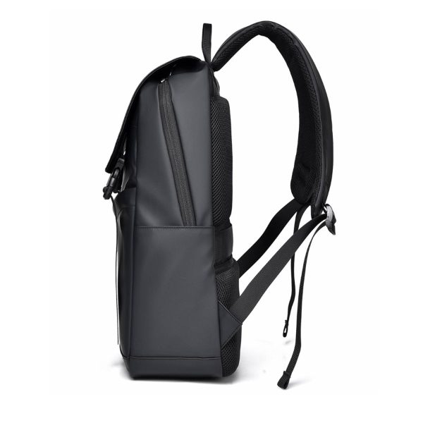 Minimalist And Trendy Polyester Backpack