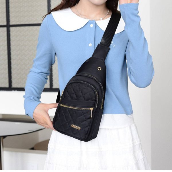 Multi-Pocket Fanny Pack w/ Zipper Closure