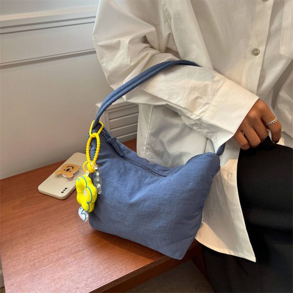 1a92a53d-cdef-4f97-831a-9754cbbf50dc_1.jpg Large capacity nylon fabric women's Tote bag