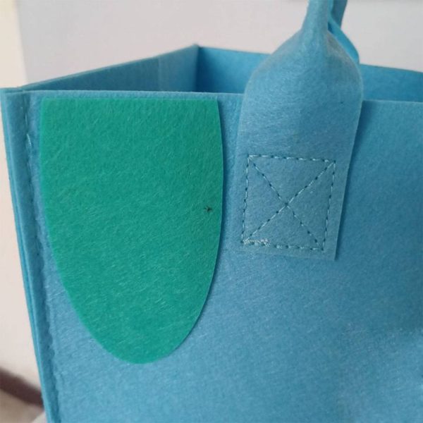 Simple and cute large capacity felt tote bag