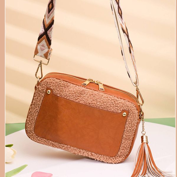 One-shouldered crossbody bag for women