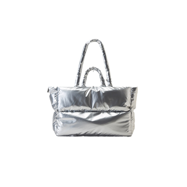 Stylish and Simple Quilted Tote Bag for Winter Wear
