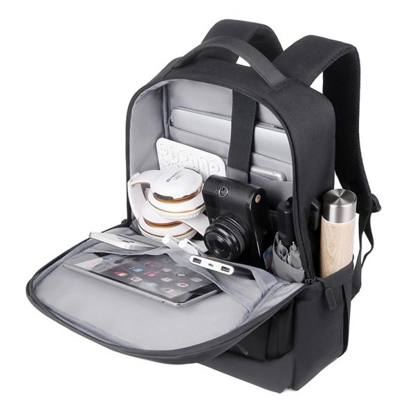 15.6 Inch Travel Laptop Backpack With Usb Charging Port