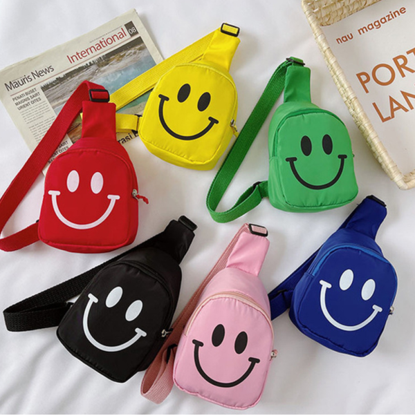 Smiling children's messenger chest bag