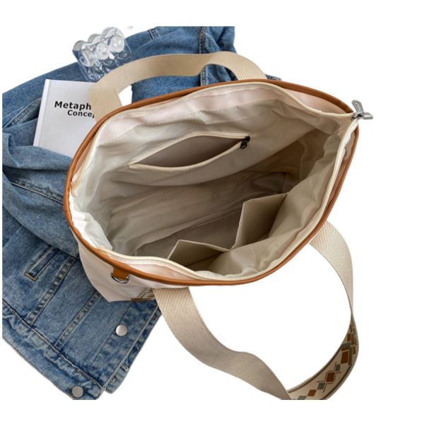 Commuter Large Capacity tote bag for woman