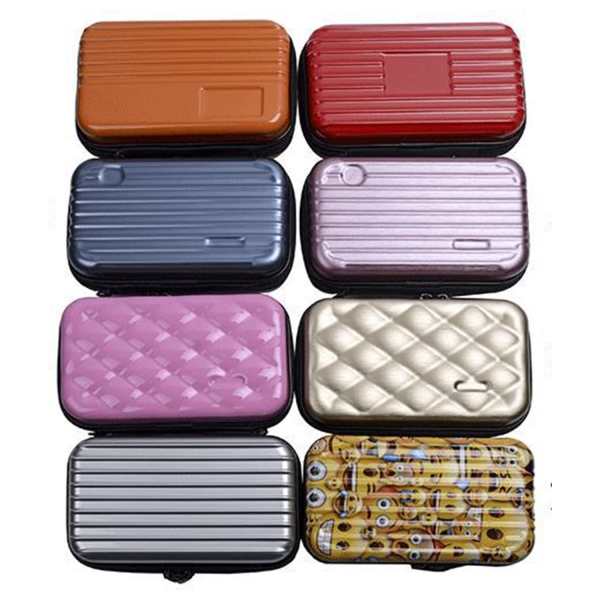 Mini travel makeup bag