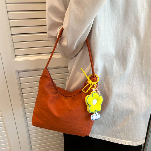 7672cb5f-e422-44da-8a4f-abf21f65bda9_3.jpg Large capacity nylon fabric women's Tote bag