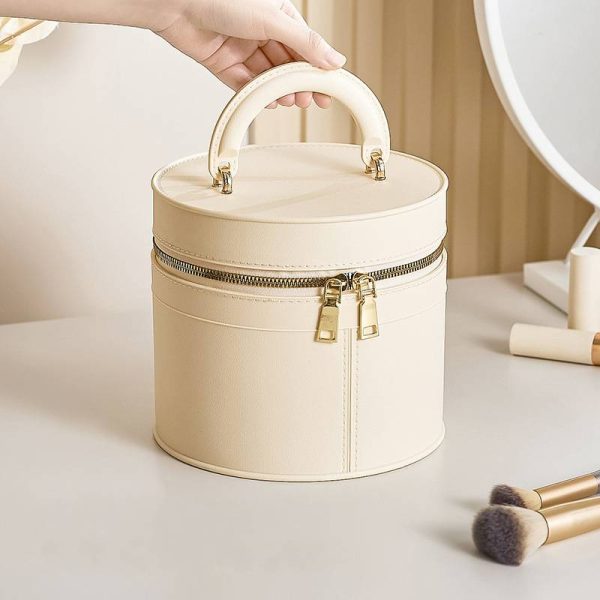 Portable waterproof hand-held cosmetic bag for business trip