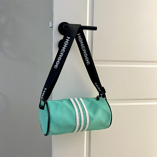 7d83b055-658d-4e88-9256-c13cbbb7e209_BGZA292.7.png Nylon One Shoulder Crossbody Commuter Bag