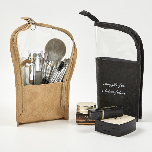Portable cosmetic bag