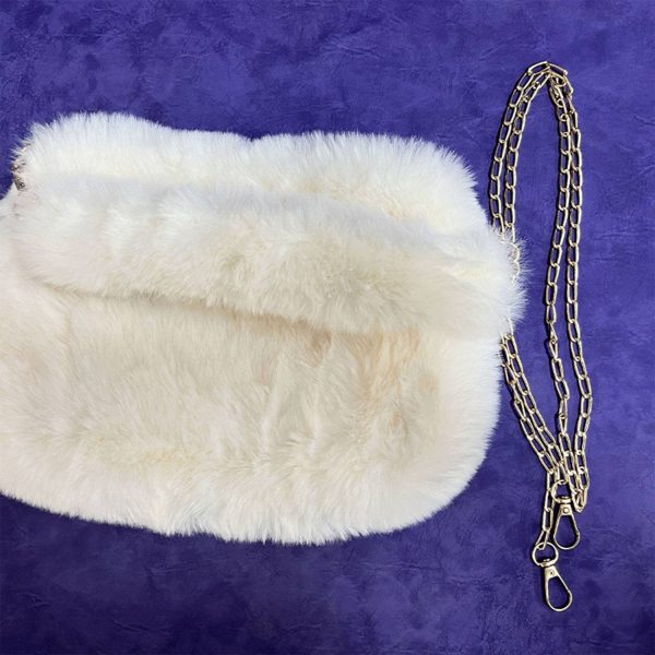 Plush imitation rabbit fur shoulder bag