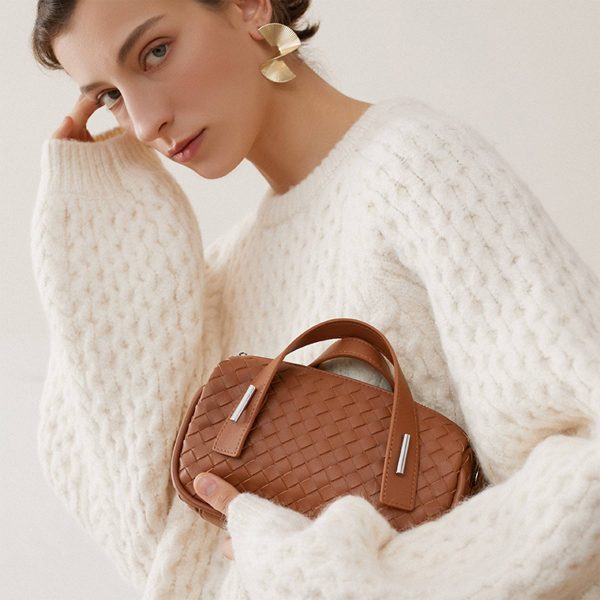 Genuine Leather Simple woven shoulder cross-body bag