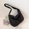 Quilted tote bag