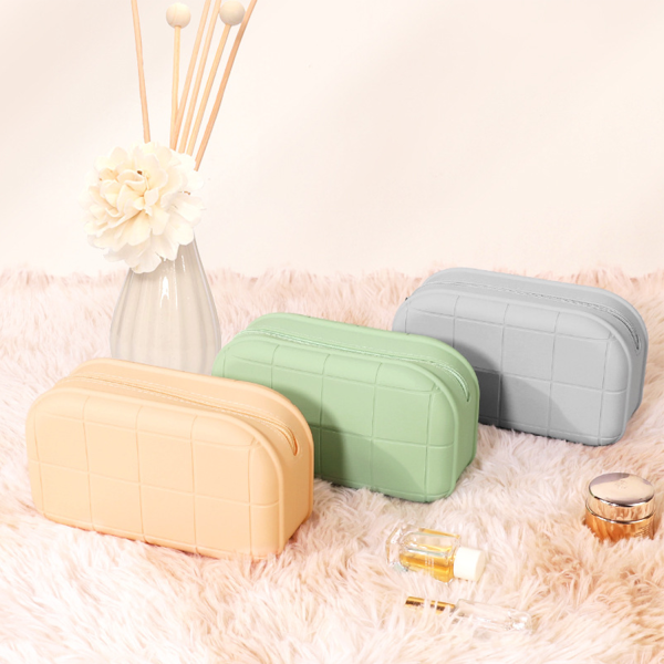 Portable Silicone Makeup Bag Travel Cosmetic