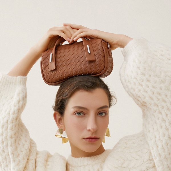 Genuine Leather Simple woven shoulder cross-body bag