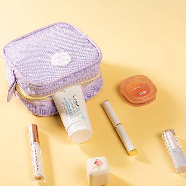 Toiletry light travel storage bag
