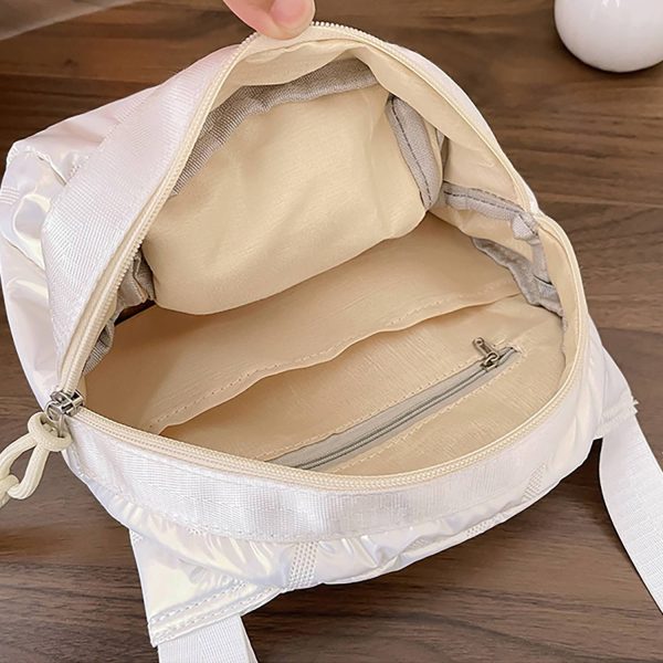 Comfortable Shell-Shaped Crossbody Bag