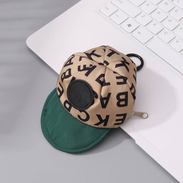 b82d7a75-a815-40d8-9a5e-12c0b54c4fc6_5.jpg The Quack Stash Hat Wallet