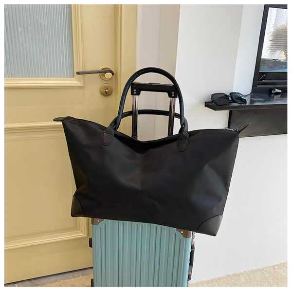 Nylon Large Capacity Travel Overnight Duffel Bag For Women