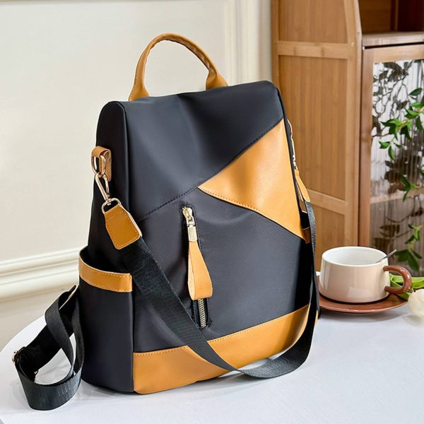 Fashion collides with color outdoor Oxford cloth backpack