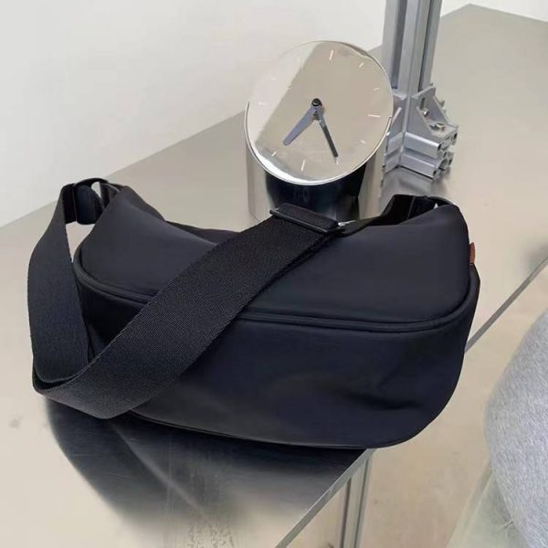 Wide Strap Large Capacity Nylon Crossbody Bag