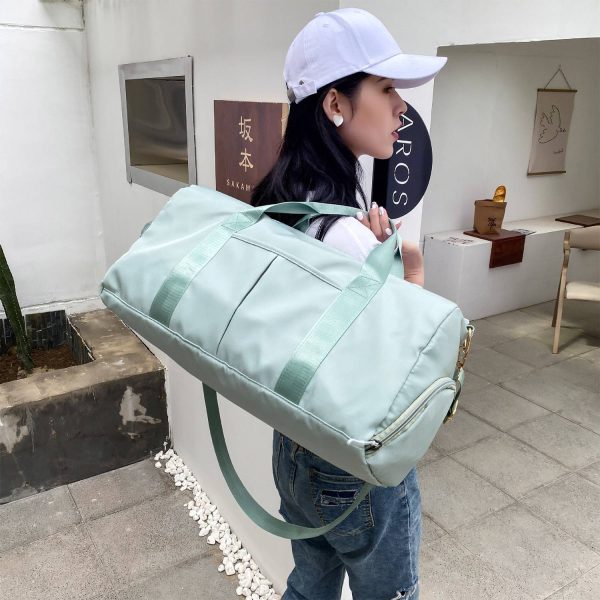 Fitness Waterproof Duffle Bag For Women and Men