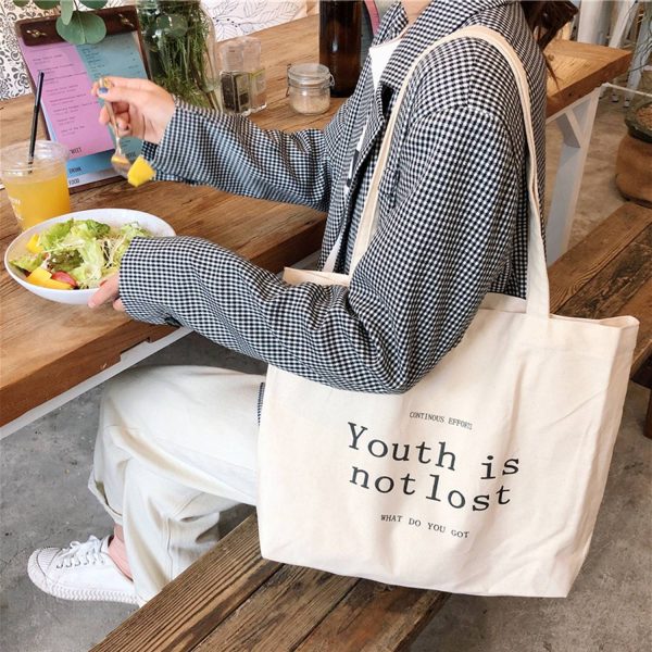 Retro-Style Canvas Bag