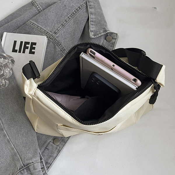 Lightweight Nylon Large Capacity Single Shoulder Bag