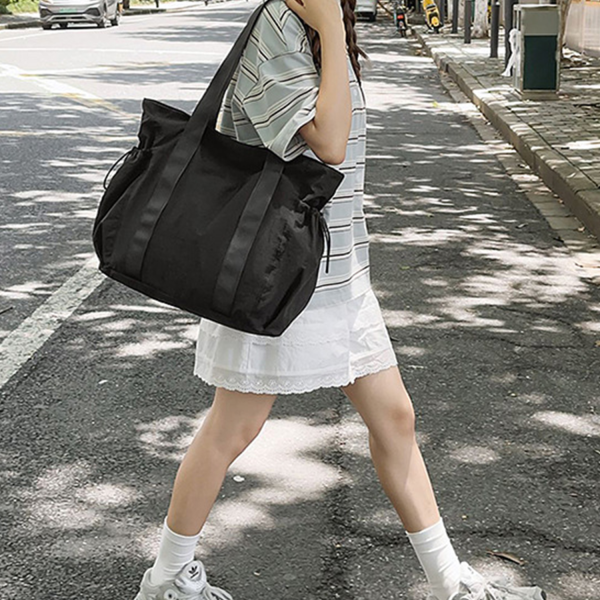 Large Capacity Nylon Shoulder Tote Bag