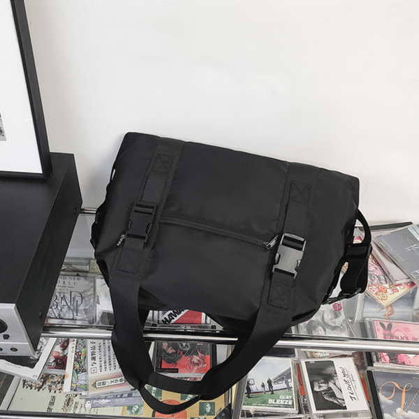 Large Capacity Nylon Travel Duffle Bag