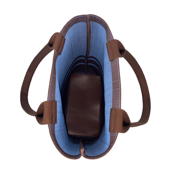 High capacity knitted tote bag