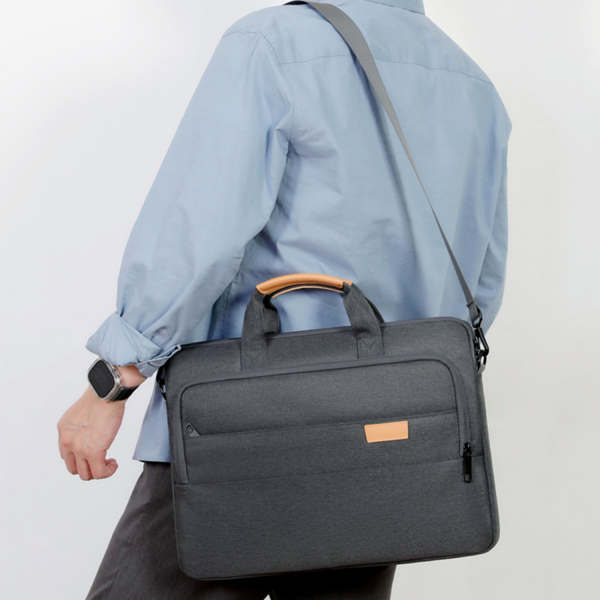 3-8_1778423051676.png Oxford Durable Travel Laptop HandBag