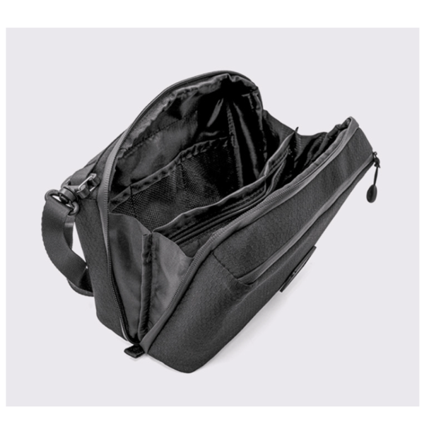 5_1783852554710.png Eco-Friendly Waterproof Cosmetic Bag